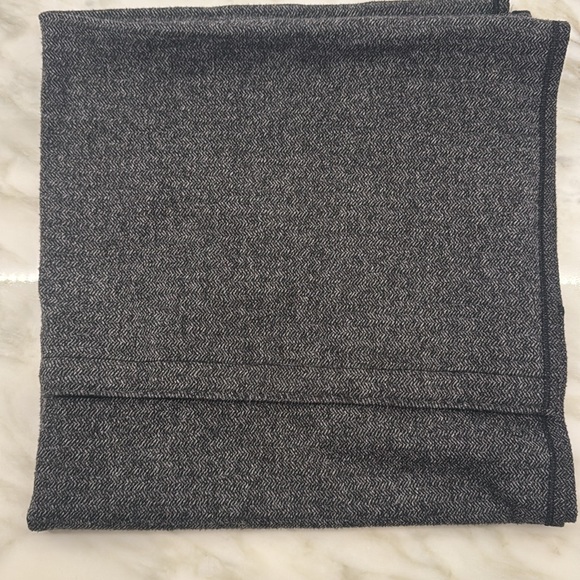 Lululemon Vinyasa Scarf Herringbone - Picture 2 of 3